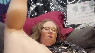 DRIPPING WET PUSSY - Hot babe finger fucking her pussy till I squirt!