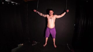 Maisie Lewis & Jasmine Brooks Show Irish Bull a Good Time