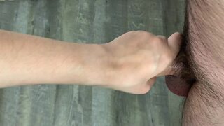 Cum on floor after quicky amazing wet handjob