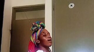 Honiey student fucked her pillow