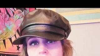 Cute Gape There Suzy!