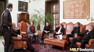 2 Sexy Mature Women Enjoy DP